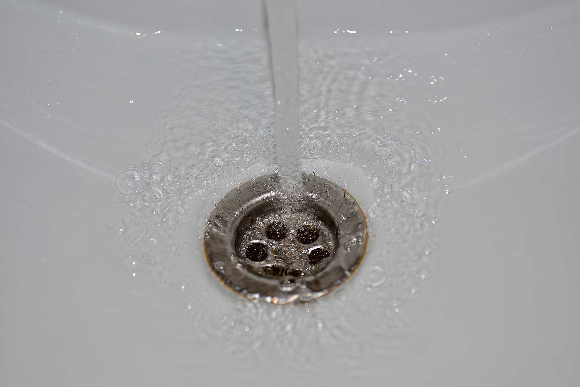 A2B Drains provides services to unblock blocked sinks and drains for properties in Archway.
